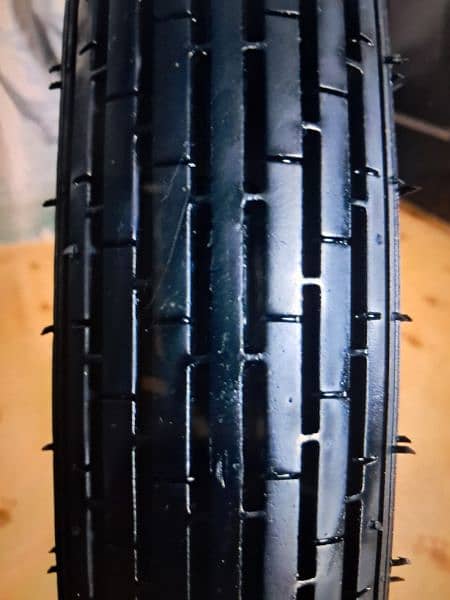 Panther Tyre with tube pair 90.90. 18 /2.75. 18 4