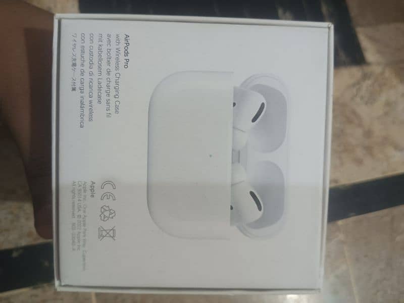 APPLE AIRPODS PRO COMPLETE 1