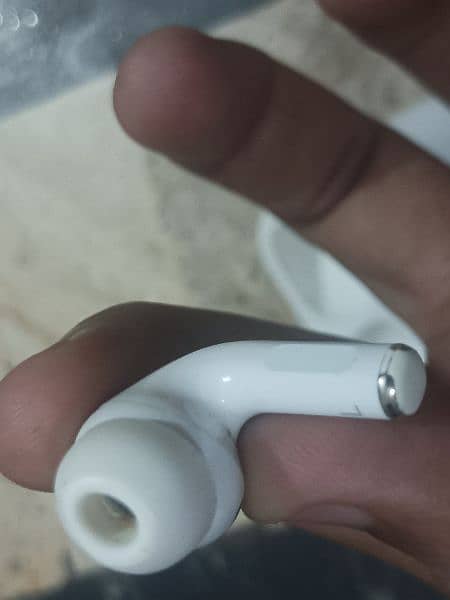 APPLE AIRPODS PRO COMPLETE 7