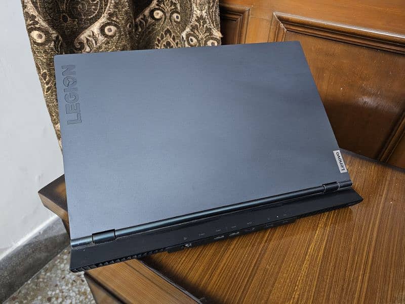 Lenovo legion 5 - Gaming laptop 2