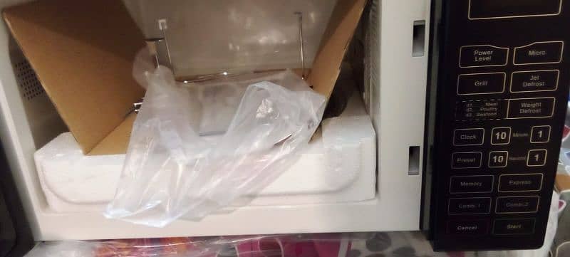 Brand new PEL  microwave oven company packed for sale 0