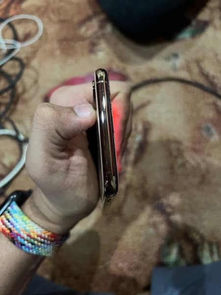 iPhone xs max non pta 4