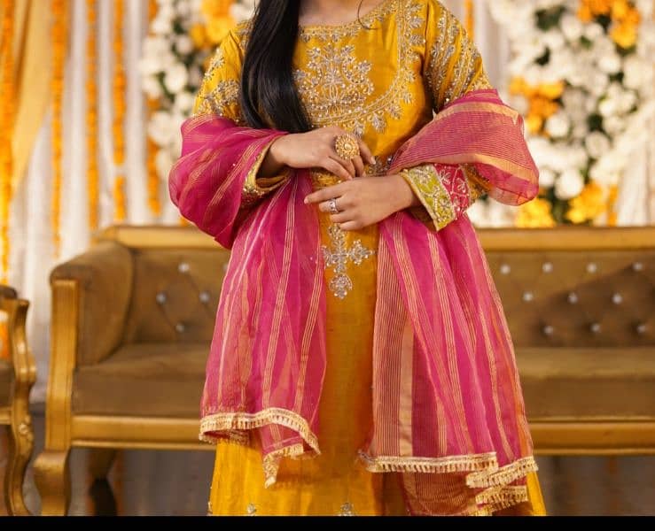 yellow frock & dupatta 6