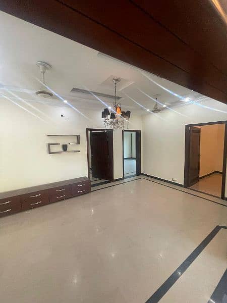 10 marla Lower Portion For Rent in Bahria Town Lahore 14