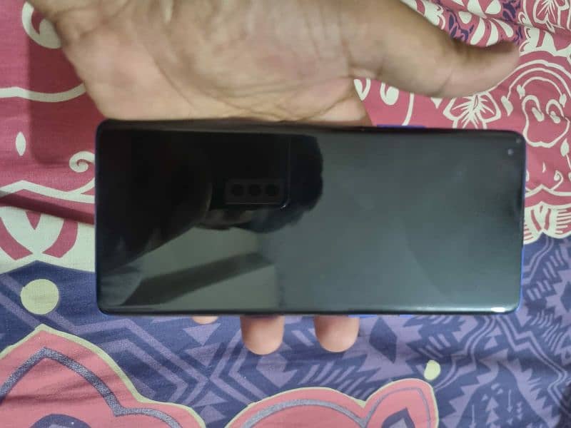 one plus 8 pro 12 ram 256gb lush condition h 4