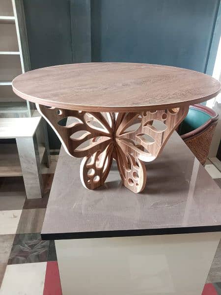 Butterfly Table 0