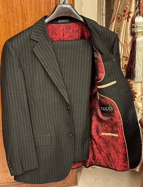 Original Gucci 2PC Suit 0