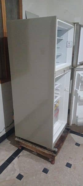 dawlance fridge for sale 1