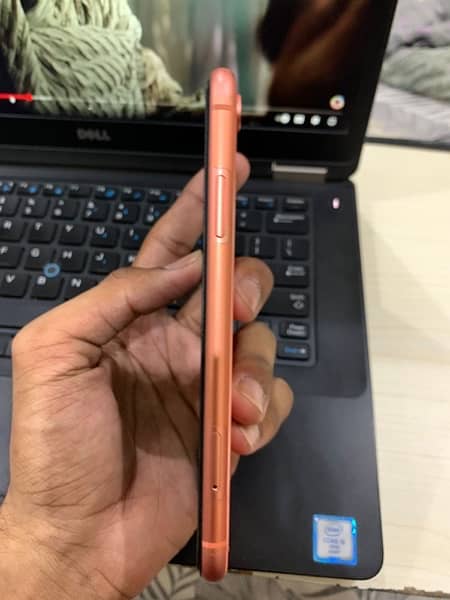 IPHONE XR CONDITION 10/10 6