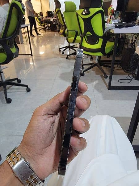 Iphone 12 pro Factory Unlocked 2