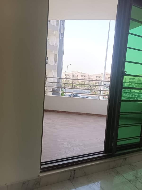 12 Marla 4 Bedrooms Lake View Brand New Flat For Rent. 8