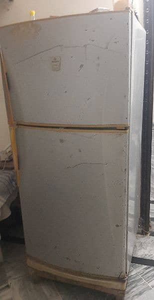 Dawlance Refrigrator up For Sale 5