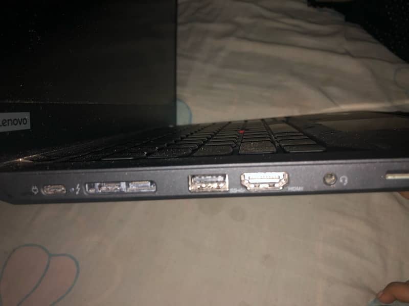 Lenovo P14s Gen 2 laptop 8