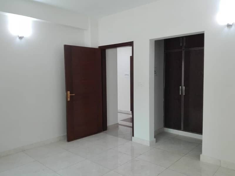 Flat Is Available For Rent In Askari 11 4