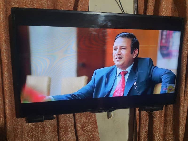 smart led 50 inch malasian 1