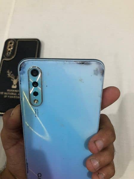Vivo s1 4/128gb pta official approved indisplay finger only kit 3