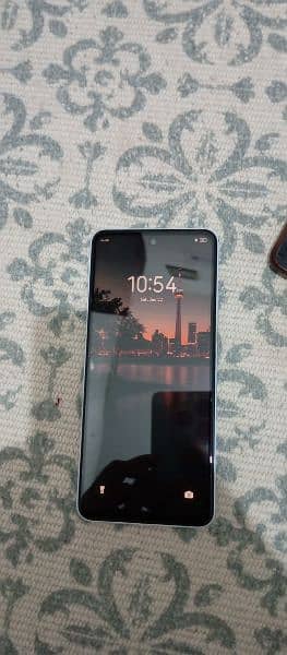 Tecno Camon 19 neo 
6+5/128
With full box pack
48mp backnd 5