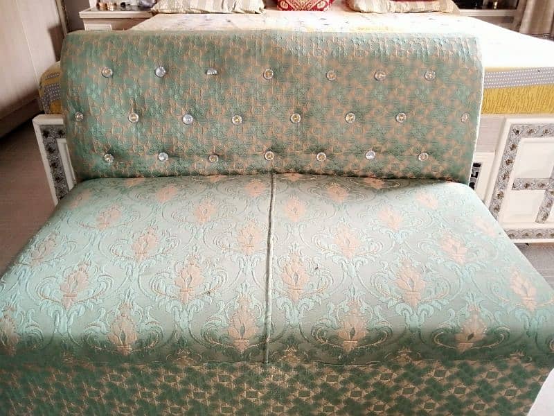 2 star sofa 0