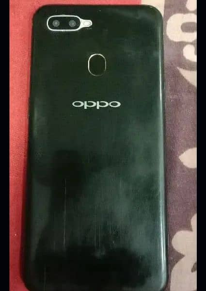 Urgent sell Oppo Phone 3/32 RaM and finger 0