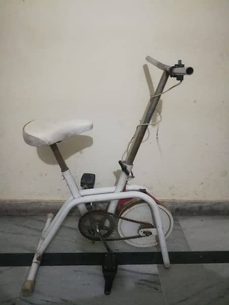 High-Quality Used Exercise Bike - Great Condition & Affordable Price 0