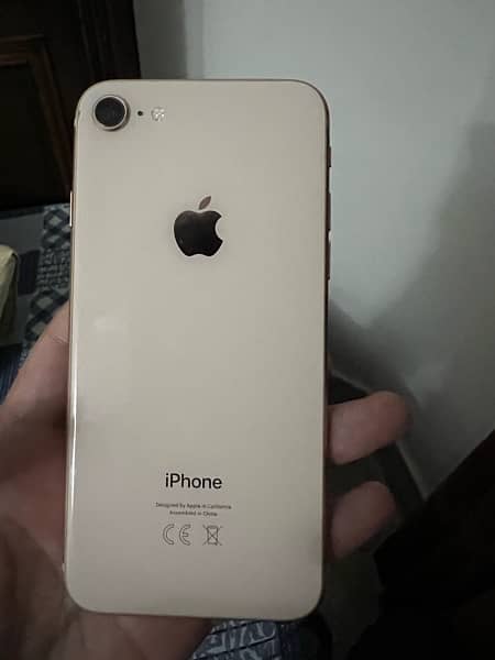 iPhone 8 64gb gold 1