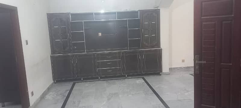 5marla first floor house available for rent with gas Islamabad 6