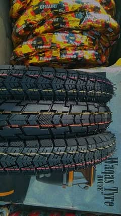 CD70 B pair tyre