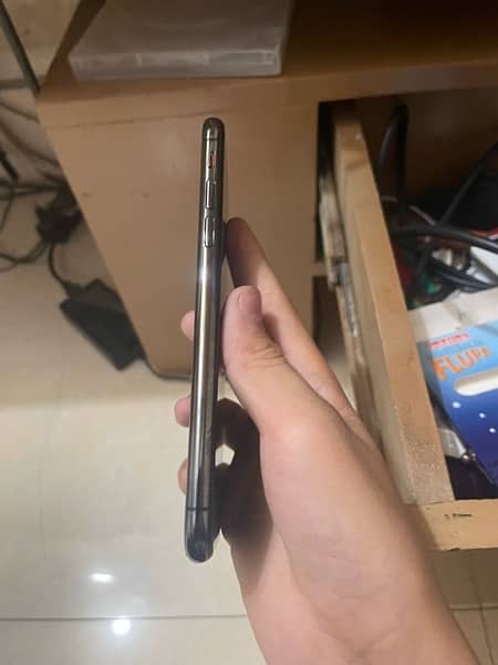 iPhone XS for sale 2