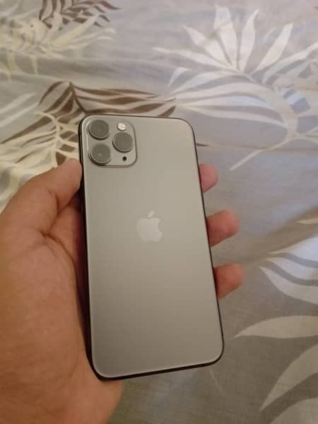iPhone 11 Pro Non PTA 256Gb Waterpack 0