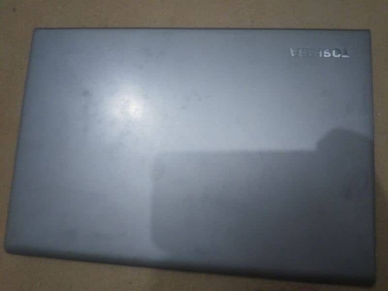 Toshiba laptop i5 5rh gen 8ram 256 ssd 2gb graphic card nividia 1