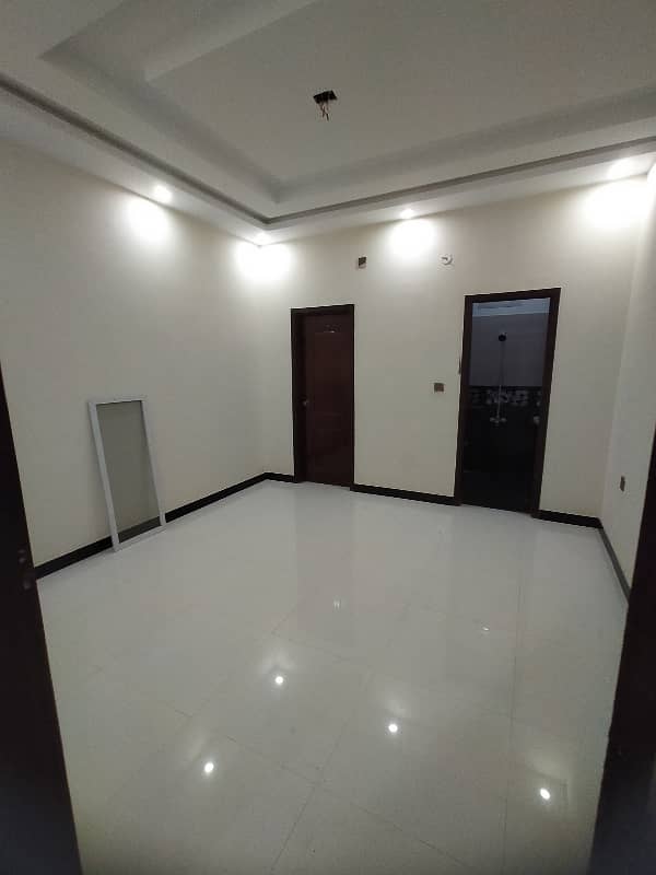 200 Square Yards Second Floor With Roof Portion For Sale Block 3a Jauhar 7