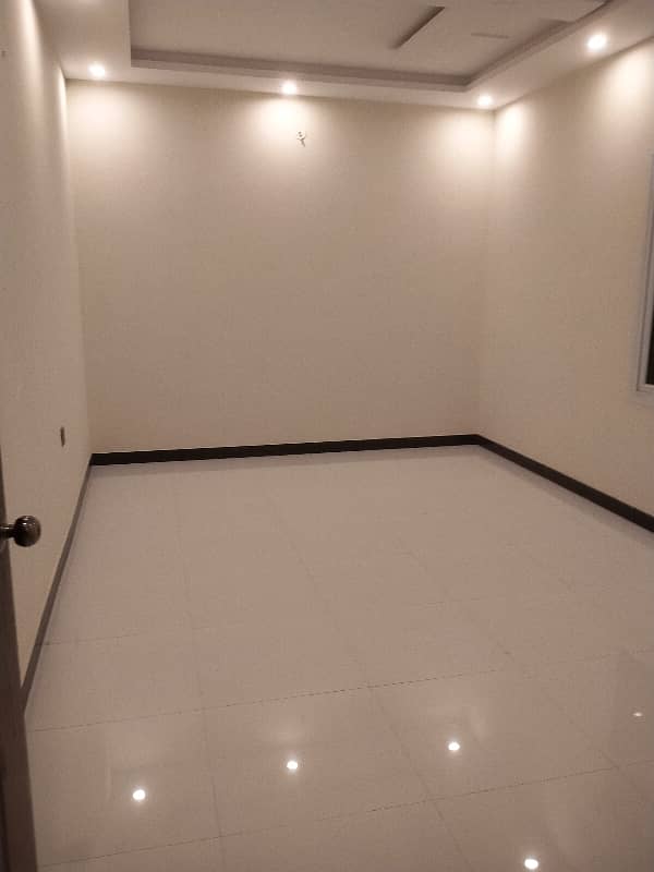 200 Square Yards Second Floor With Roof Portion For Sale Block 3a Jauhar 12