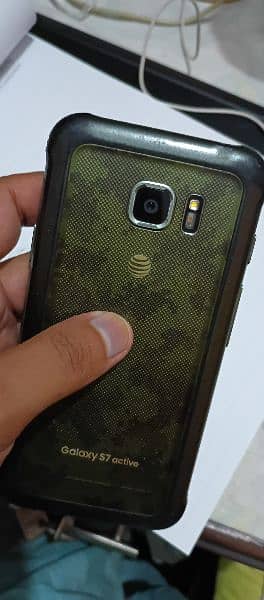 Samsung Galaxy S7 active 4GB/32GB excellent camera sim lock non pta 3