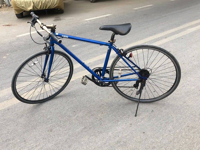 second hand bike bicycle in perfect ok condition I am available 1