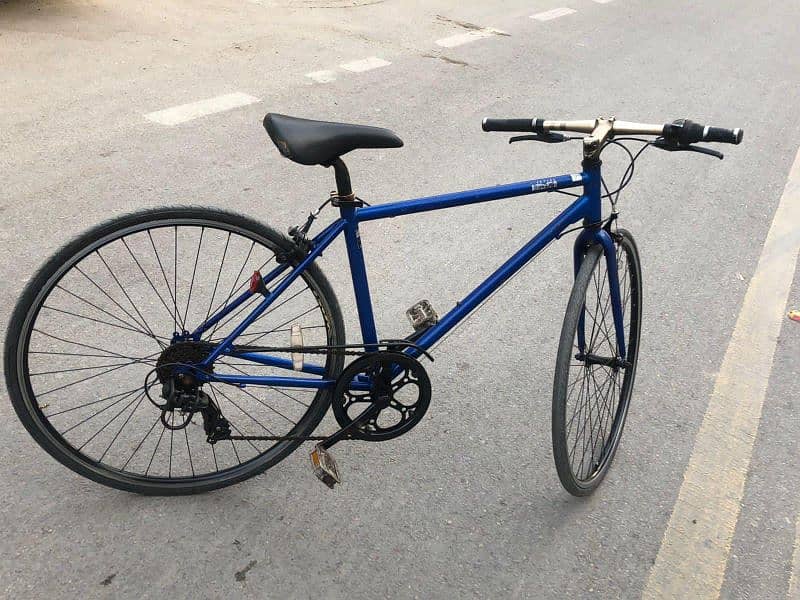 second hand bike bicycle in perfect ok condition I am available 3
