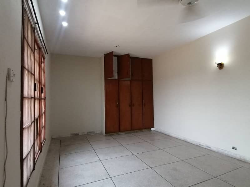 DHA 1 Kanal Beautiful Upper Portion For Rent In Phase 3 13