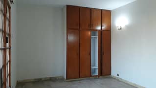 DHA 1 Kanal Beautiful Upper Portion For Rent In Phase 3