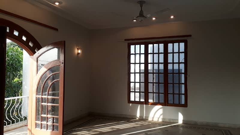 DHA 1 Kanal Beautiful Upper Portion For Rent In Phase 3 6