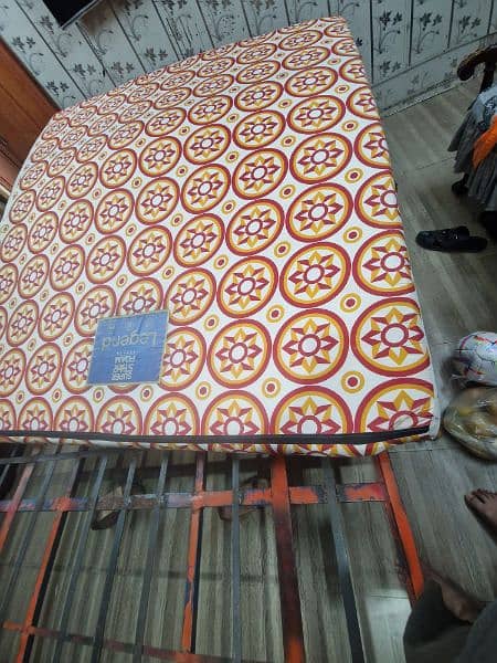 new bed 10/9   or Iran satnd bhi sat ha 13