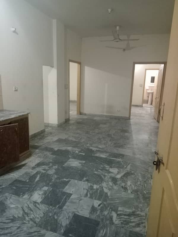 3bedrooms flat available for rent Islamabad 7