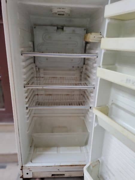 Dawlance Refrigerator genuine condition 5