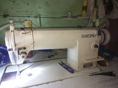 Sewing machine haid buhat achi hai