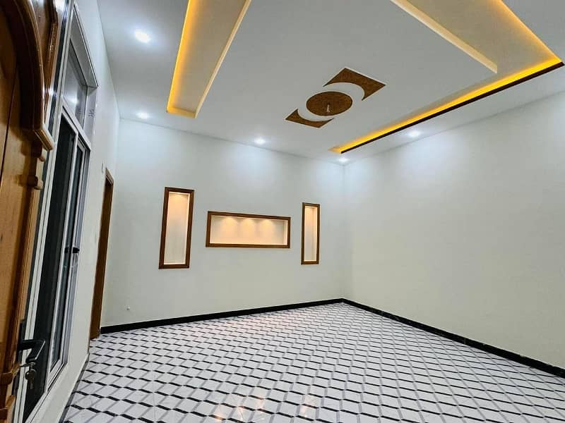 Prime Location In Sufiyan Garden House For sale Sized 7 Marla 11
