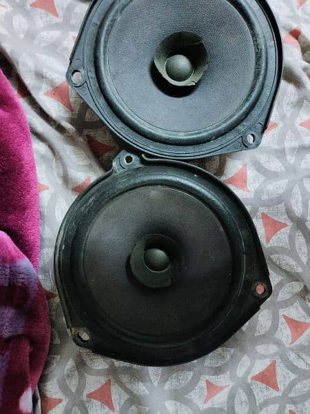 car speakers and baser with amp 0