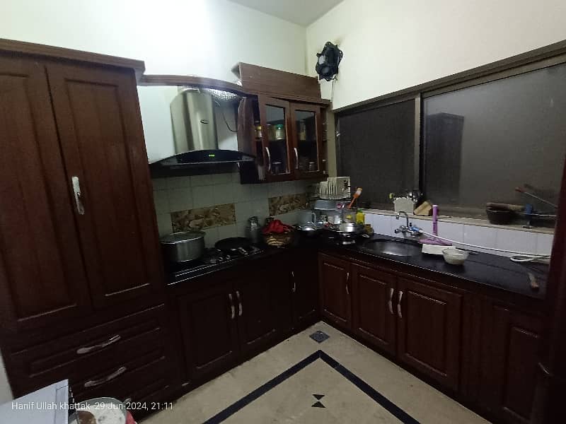 3 beds & 3 beds upper portion available for rent in G10 9