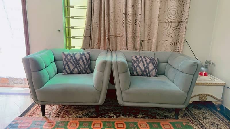 for sale 5 seater sofa new condition 5