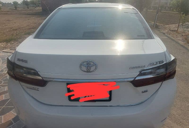 Toyota Corolla Altis 2017 6