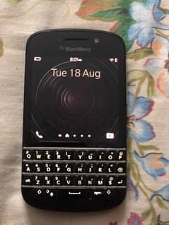 blackberry q10 classic with box