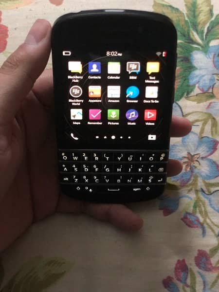 blackberry q10 classic with box 6