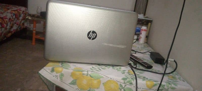 hp Laptop 8